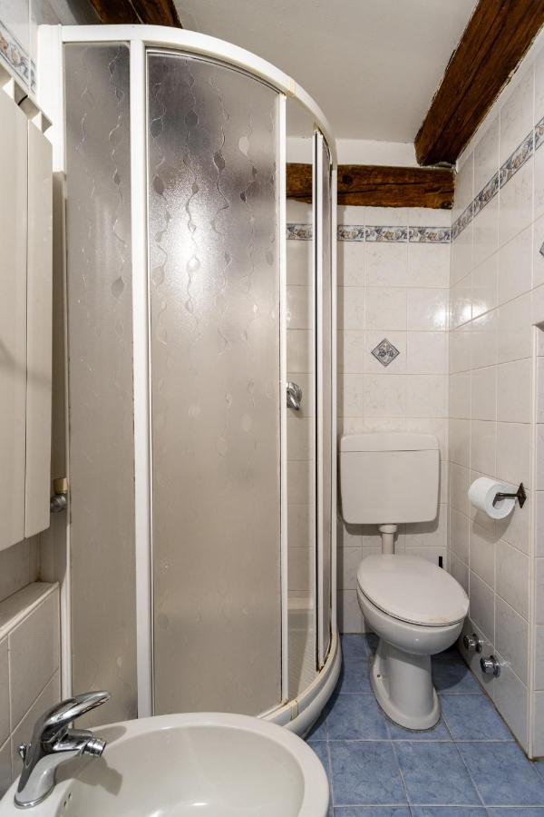 Stay5Vie: Incantevole Monolocale/Balcone/Borgo Domodossola Exterior foto